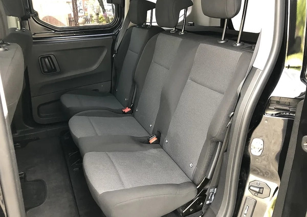 Toyota Proace City Verso cena 58900 przebieg: 167000, rok produkcji 2020 z Łódź małe 562